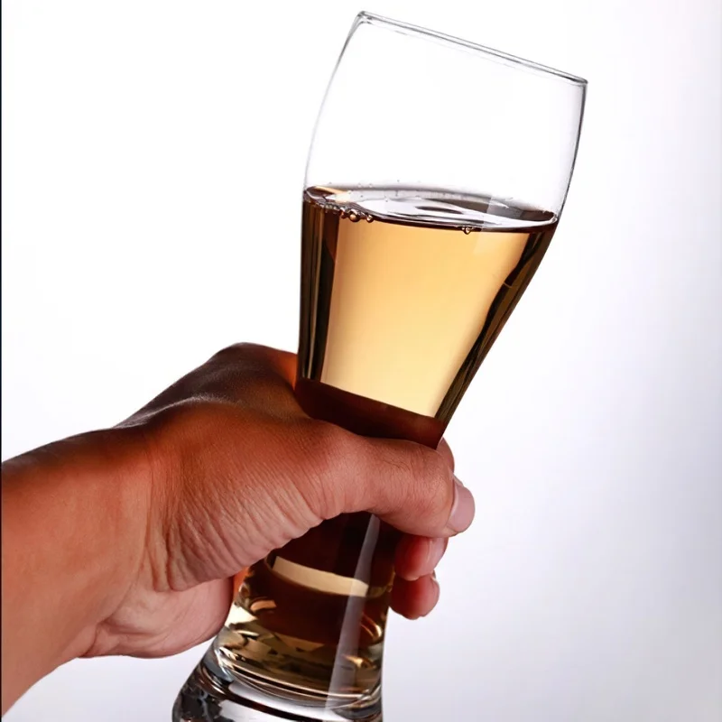 Стъклена Чаша с Прозрачна Вино в Кръчма Млечни Чаша Креативна Тънка Талия 350 МЛ Съдове За Вода Домашната Кухня Украса Бара на Съдове За Напитки 0