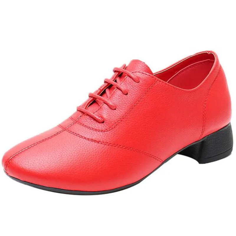 2022 Новата Есенна меки обувки от естествена кожа подметка, Удобни обувки на нисък ток, с дълбоко деколте, дамски Ежедневни обувки дантела, Големи Размери