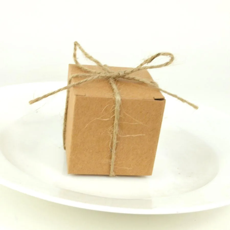 Ретро Крафт-Хартия Сватбена Кутия Шоколадови Бонбони Плътен Цвят Европейски Стил Квадратен Чанта Бонбони Опаковка Малка Хранителна Ковчег За Бижута Подарък Кутия За Рожден Ден 3