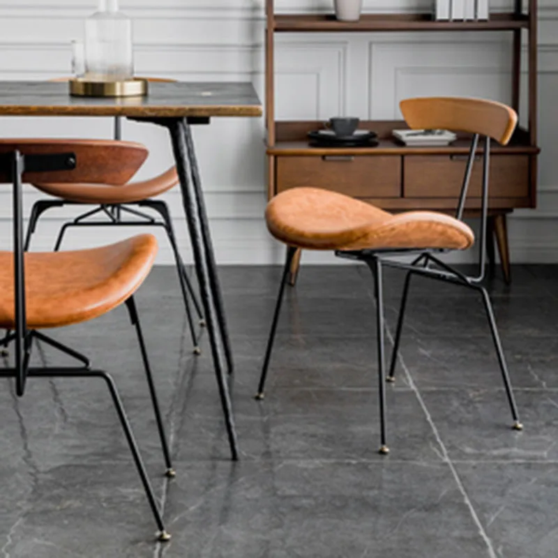 Дизайнерски муравьиный стол iron художествен потребителска маса за хранене, кожен стол с подсветка луксозен ретро индустриален Стил на Преговорния стол 3