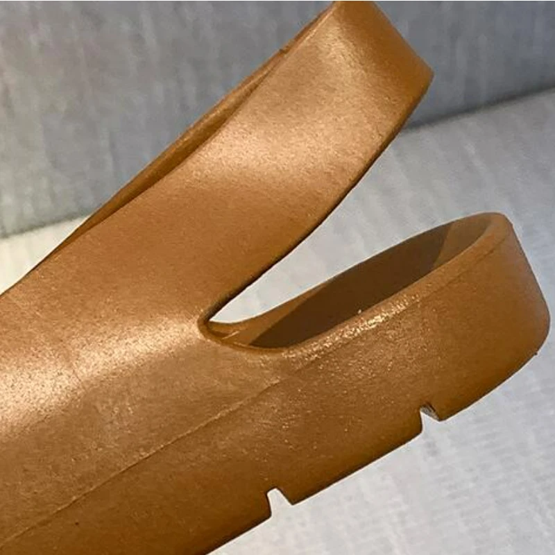 2022 нови дамски сандали на равна подметка прости непромокаеми ботуши Baotou желе цвят карамел пластмасови диви плажни непромокаеми ботуши 3
