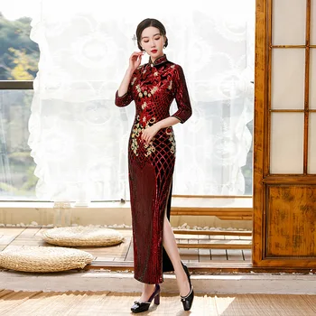 Златното Бархатное рокля Ципао с ръкав Три четвърти, Расшитое пайети, Пролет-есен Ново Червено дамско Дълго Китайското Рокля Голям Размер с Принтом 0